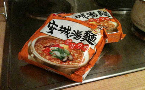 koreanische Nudeln